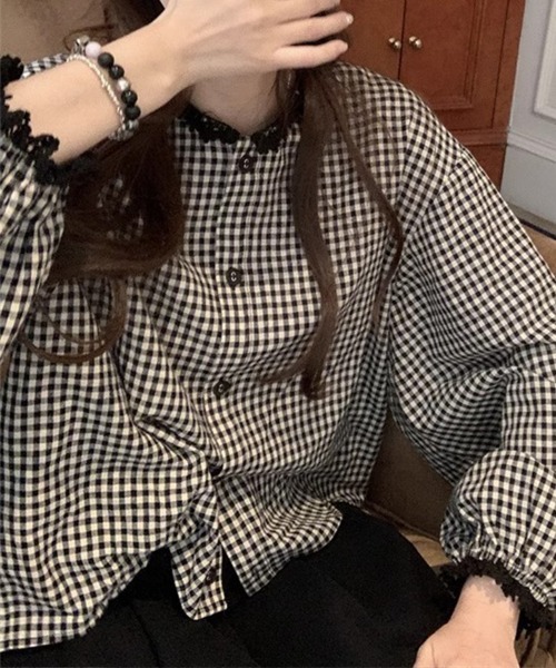 mielu(ミエル)の「ギンガムチェックレースブラウス(シャツ/ブラウス・レディース・ブラック・MEDIUM/LARGE/X-LARGE)」の5枚目の写真