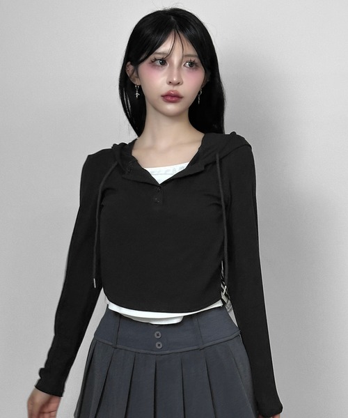 FOLLOWIN(フォロウィン)の「3color/フードレイヤードリブトップス(Tシャツ/カットソー・レディース・グレー/ホワイト/ブラック・FREE)」の21枚目の写真