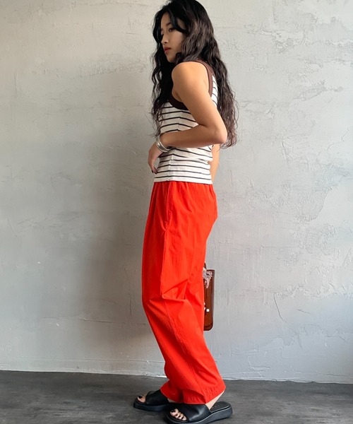 JEANS FACTORY Clothes（ジーンズファクトリークローズ）の「【WEB先行予約】[Jeans Factory Clothes/ジーンズファクトリークローズ] 7DAYS  ナイロンイージーカラーパンツ（その他パンツ・レディース・グレー/ブラック/オレンジ/ピンク/ライム/ブラウン/ターコイズブルー・F）」の22枚目の写真