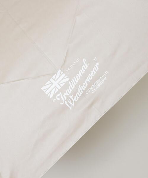 Traditional Weatherwear（トラディショナルウェザーウェア）の「Traditional Weatherwear/LIGHT WEIGHT UMBRELLA BEIGE（折りたたみ傘・レディース・その他1・FREE）」の4枚目の写真