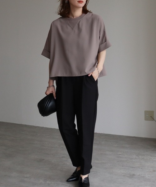 zena(ジェナ)の「ジョーゼットショートワイドTeeブラウス(シャツ/ブラウス・レディース・ブラック/テラコッタ/オフホワイト/グレイッシュベージュ・FREE)」の17枚目の写真