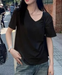 着回し万能VネックTシャツ