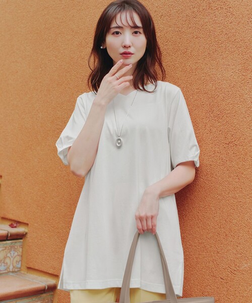 Tiaclasse(ティアクラッセ)の「【おのののかさん着用】「サマケア」バックヨークフリルチュニック(Tシャツ/カットソー・レディース・オフホワイト/ブラック/グレイッシュベージュ/ピンク・XL/XXL)」の9枚目の写真