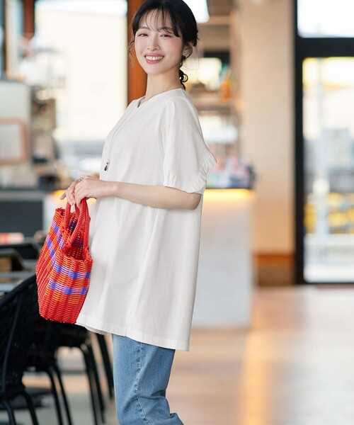 Tiaclasse(ティアクラッセ)の「【おのののかさん着用】「サマケア」バックヨークフリルチュニック(Tシャツ/カットソー・レディース・オフホワイト/ブラック/グレイッシュベージュ/ピンク・XL/XXL)」の14枚目の写真