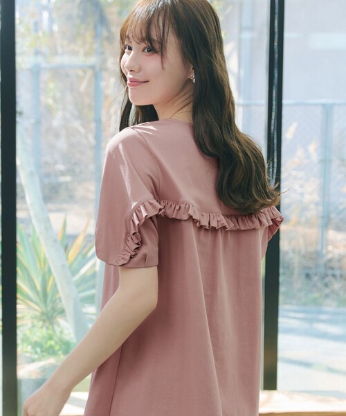 Tiaclasse(ティアクラッセ)の「【おのののかさん着用】「サマケア」バックヨークフリルチュニック(Tシャツ/カットソー・レディース・オフホワイト/ブラック/グレイッシュベージュ/ピンク・XL/XXL)」の19枚目の写真