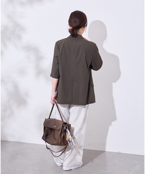 JOURNAL STANDARD(ジャーナルスタンダード)の「ドットエアーサッカーハーフスリーブ ジャケット(テーラードジャケット・レディース・ブラウン/ブラック・FREE)」の13枚目の写真
