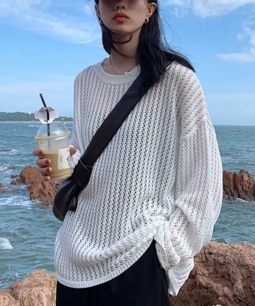 tunee（チュニー）の「【MASHIRO】ルーズメッシュ透かし編みトップス（Tシャツ/カットソー・レディース・ブラック/ホワイト・FREE）」の2枚目の写真