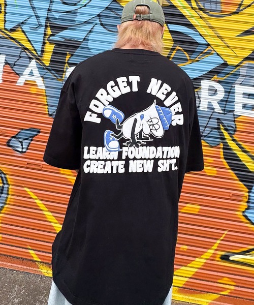 FORGET NEVER(フォーゲットネバー)の「【ムラサキスポーツ限定】FORGET NEVER/フォーゲットネバー コラボレーション 半袖 Tシャツ グラフィックTシャツ 263OO1ST943FN(Tシャツ/カットソー・メンズ・ブラック/ホワイト・L/XL/M)」の9枚目の写真