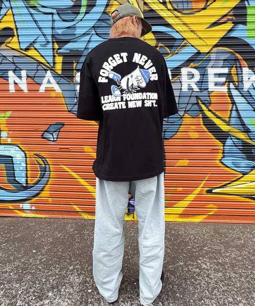 FORGET NEVER(フォーゲットネバー)の「【ムラサキスポーツ限定】FORGET NEVER/フォーゲットネバー コラボレーション 半袖 Tシャツ グラフィックTシャツ 263OO1ST943FN(Tシャツ/カットソー・メンズ・ブラック/ホワイト・L/XL/M)」の11枚目の写真
