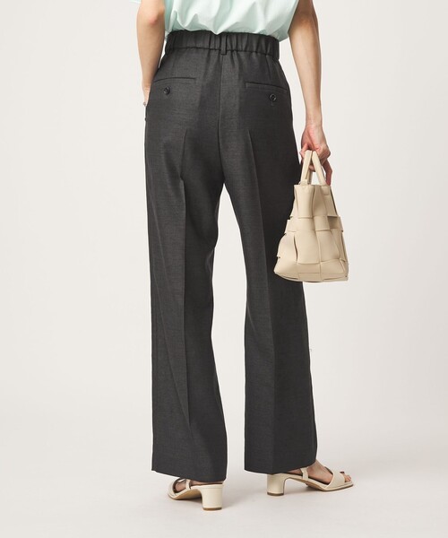 green label relaxing（グリーンレーベルリラクシング）の「［size SHORT/TALLあり］リネンライク セミフレア パンツ（その他パンツ・レディース・ダークブラウン/ダークグレー・SHORT/36/38/40/TALL）」の8枚目の写真
