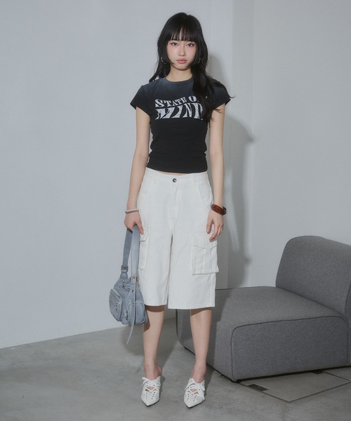 ENVYM(アンビー)の「ウォッシュドカーゴハーフパンツ(カーゴパンツ・レディース・ブラック/ホワイト・SMALL/MEDIUM)」の12枚目の写真