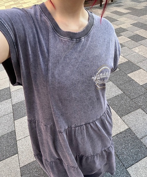 UNDERWRAPS(アンダーラップス)の「ピグメント加工 バックロゴ ティアード ノースリーブワンピース(Tシャツ/カットソー・レディース・グリーン/ブルー/ブラック・L/M)」の9枚目の写真