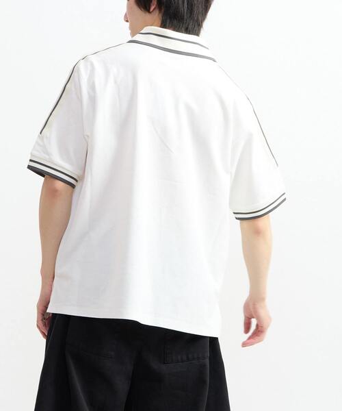 CONVERSE TOKYO(コンバーストウキョウ)の「SIDE LINE POLO SHIRT(ポロシャツ・レディース・ブラック/ホワイト/ネイビー・SMALL/MEDIUM)」の6枚目の写真