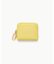 MARC JACOBS（マークジェイコブス）の「SCENE SLIM COMPACT WALLET/シーン スリム コンパクト ウォレット（財布）」