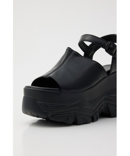 SLY(スライ)の「CHUNKY SNEAKER SOLE SANDAL チャンキースニーカーソールサンダル 夏服(サンダル・レディース・ブラウン系その他2/ブラック・SMALL/LARGE/MEDIUM)」の4枚目の写真