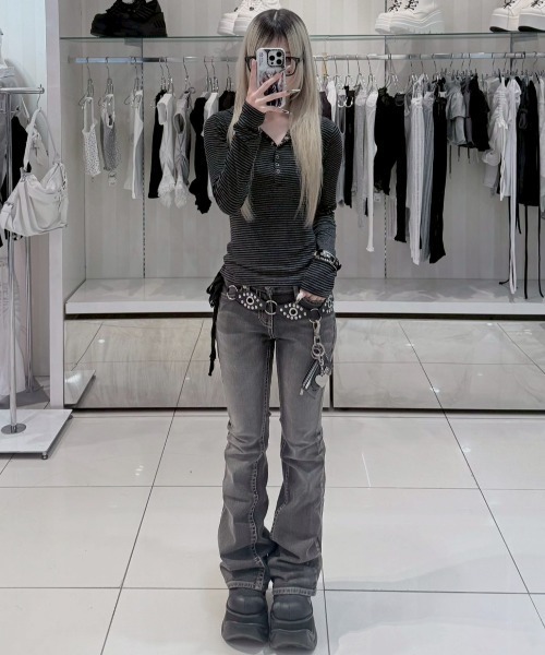 Never mind the XU(ネバーマインドザエックスユー)の「【Never mind the XU】studs western belt / 【ネバーマインド ザ エックスユー】スタッズウエスタンベルト(ベルト・レディース・ブラック・ONE SIZE)」の10枚目の写真