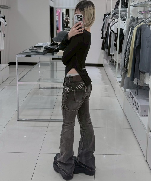 Never mind the XU(ネバーマインドザエックスユー)の「【Never mind the XU】studs western belt / 【ネバーマインド ザ エックスユー】スタッズウエスタンベルト(ベルト・レディース・ブラック・ONE SIZE)」の11枚目の写真