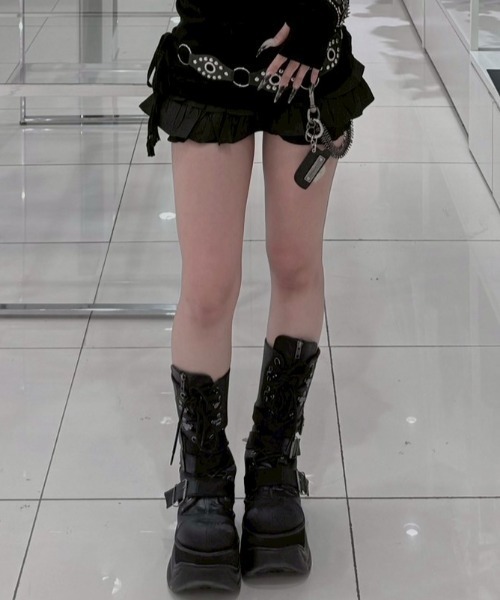 Never mind the XU(ネバーマインドザエックスユー)の「【Never mind the XU】studs western belt / 【ネバーマインド ザ エックスユー】スタッズウエスタンベルト(ベルト・レディース・ブラック・ONE SIZE)」の4枚目の写真