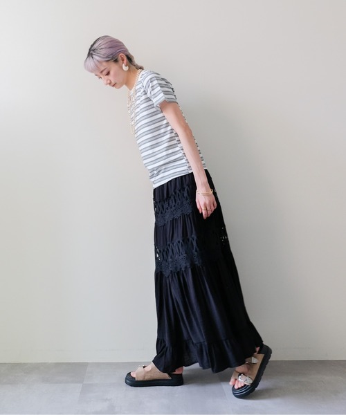 DOLLUPOOPS(ドールアップウップス)の「Lace Panel Tiered Long Skirt(レース切替ティアードロングスカート)(スカート・レディース・オフホワイト/ブラック・FREE)」の8枚目の写真