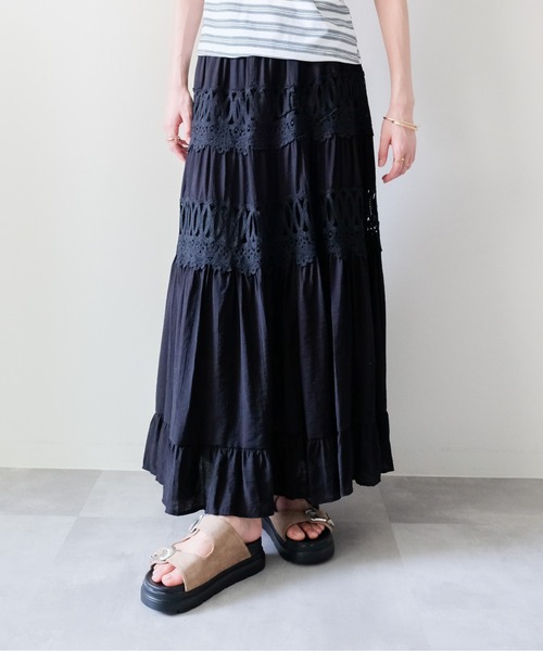 DOLLUPOOPS(ドールアップウップス)の「Lace Panel Tiered Long Skirt(レース切替ティアードロングスカート)(スカート・レディース・オフホワイト/ブラック・FREE)」の10枚目の写真