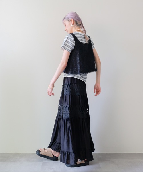 DOLLUPOOPS(ドールアップウップス)の「Lace Panel Tiered Long Skirt(レース切替ティアードロングスカート)(スカート・レディース・オフホワイト/ブラック・FREE)」の13枚目の写真