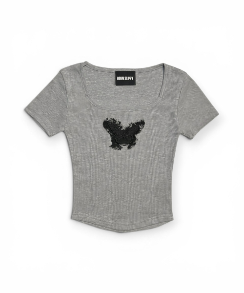 BORN SLIPPY(ボーンスリッピー)の「Frayed Butterfly Square Neck T-shirt (Gray)(Tシャツ/カットソー・レディース・その他・FREE)」の1枚目の写真