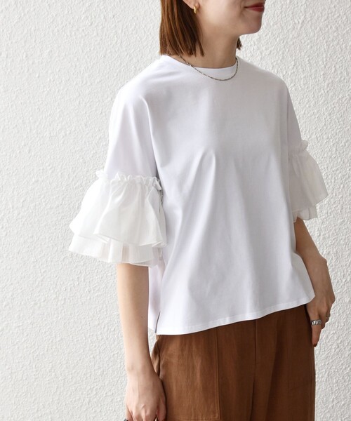 SHIPS any(シップス エニィ)の「SHIPS any:〈洗濯機可能〉フリル スリーブ クルーネック コンパクト TEE(Tシャツ/カットソー・レディース・ホワイト/ライトブルー/ブラック・ONE SIZE)」の7枚目の写真