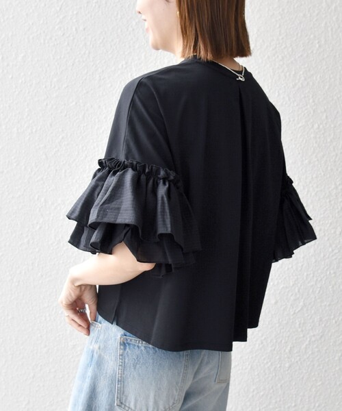 SHIPS any(シップス エニィ)の「SHIPS any:〈洗濯機可能〉フリル スリーブ クルーネック コンパクト TEE(Tシャツ/カットソー・レディース・ホワイト/ライトブルー/ブラック・ONE SIZE)」の18枚目の写真