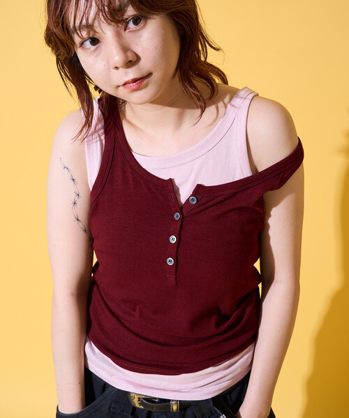 FREAK'S STORE(フリークスストア)の「【セットアイテム】ヘンリーネック レイヤードタンクトップ/ タンクトップセット(タンクトップ・レディース・グレー/ダークブラウン/ブラック・フリ-)」の4枚目の写真