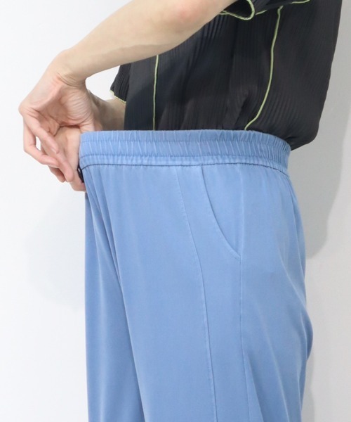 DISKEEN SURE(ディスキーンシュアー)の「きれいめとろみタッチ ワイドパンツ(その他パンツ・レディース・ベージュ/グレー/ブルー/パープル・FREE)」の5枚目の写真