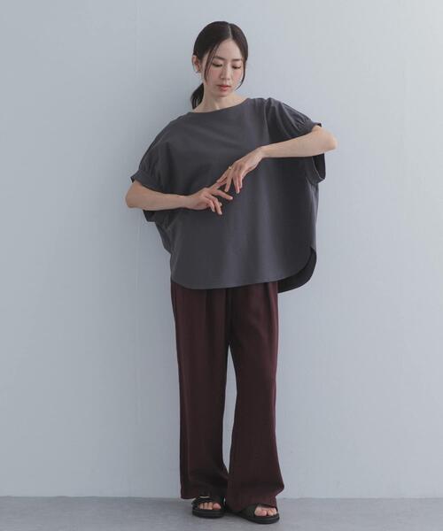 URBAN RESEARCH DOORS(アーバンリサーチドアーズ)の「袖ギャザーワイドプルオーバー(Tシャツ/カットソー・レディース・チャコールグレー/ライトグレー/オフホワイト・FREE)」の4枚目の写真