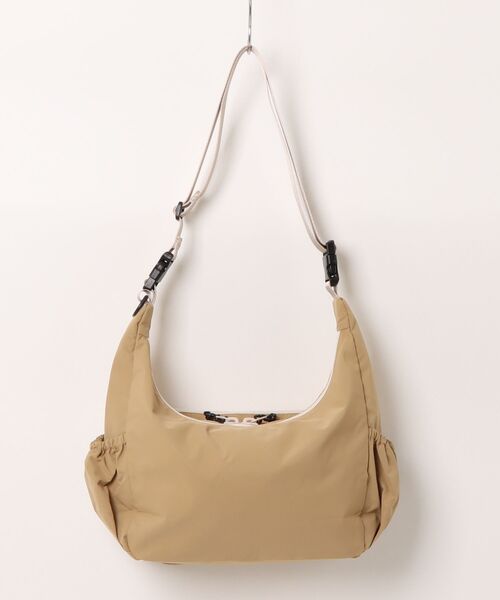 COBMASTER(コブマスター)の「【COBMASTER / コブマスター】COB Air WP MOONSHAKE SHOULDER BAG(ショルダーバッグ・メンズ・ブルー/レッド/ブラック/セージグリーン・FREE)」の5枚目の写真