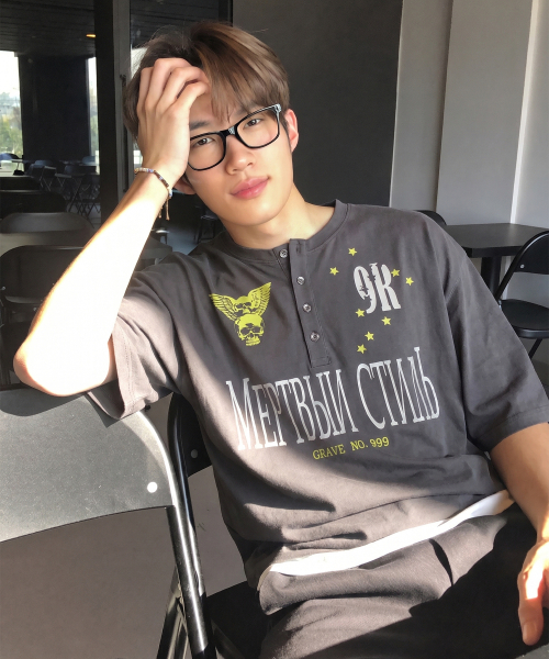 GRAVER（グレーバー）の「[ユニセックス]NO999 ヘンリーネック半袖Tシャツ_2カラー（Tシャツ/カットソー・レディース・チャコールグレー/ベージュ・M/L）」の4枚目の写真