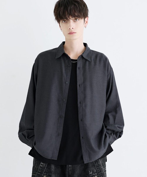 LILL(リル)の「ルースシルエットサイドスリットウールミックスレギュラーシャツ(シャツ/ブラウス・メンズ・サックスブルー/チャコール/ホワイト・L/M/S/XL)」の15枚目の写真