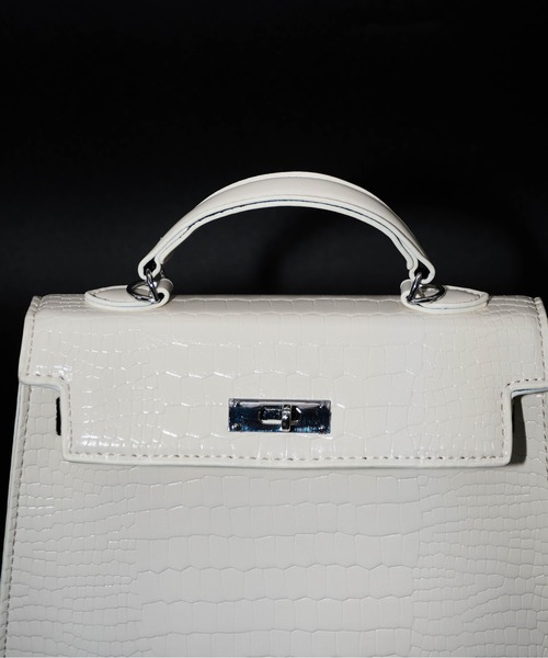 Carmelo(カーメロ)の「Lock Mini Croco Bag / ミニクロコエンボスバッグ(ショルダーバッグ・レディース・ピンク/ホワイト・FREE)」の8枚目の写真