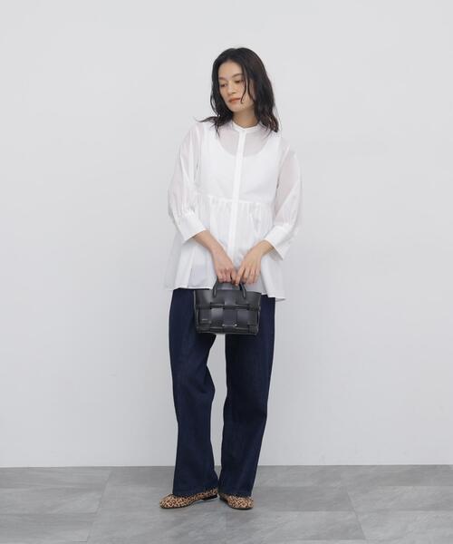 human woman（ヒューマンウーマン）の「◆コットンローンペプラムバンドカラーシャツ（シャツ/ブラウス・レディース・ホワイト/ブラック・MEDIUM）」の17枚目の写真