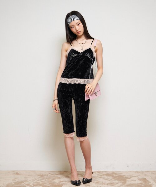 WHO'S WHO gallery(フーズフーギャラリー)の「【26AW LOOK掲載品番】ベロアレースキャミ(キャミソール・レディース・ブラック/ブラウン/ピンク・FREE)」の14枚目の写真