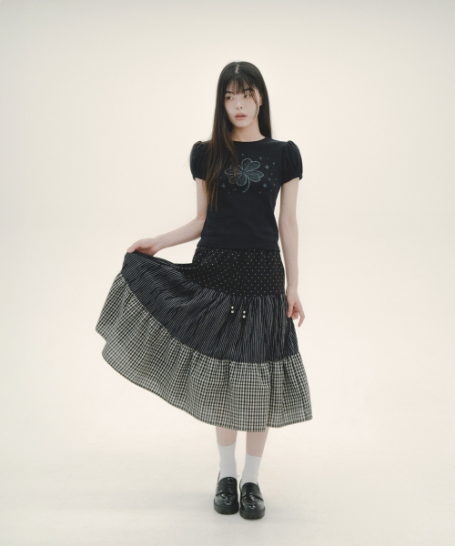 MIHEV（ミヘブ）の「ポインテル クローバー パフ Tシャツ ブラック ミント（Tシャツ/カットソー・レディース・その他・FREE）」の5枚目の写真