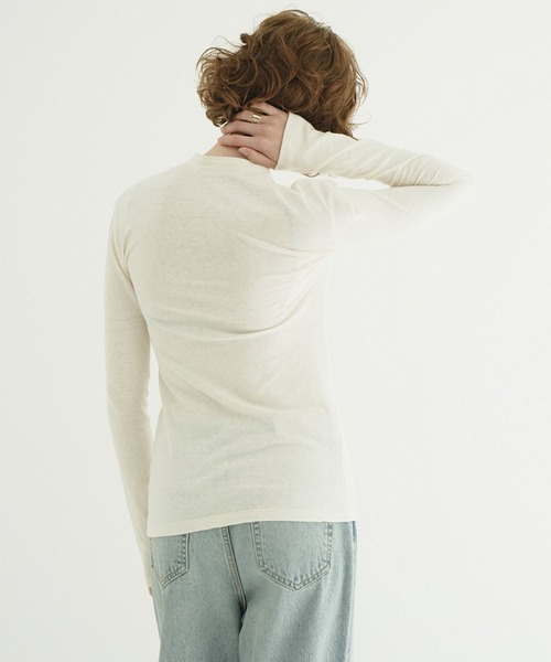 CLANE（クラネ）の「BUTTON DETAIL CUT TOPS（Tシャツ/カットソー・レディース・アイボリー/ネイビー・2/1）」の5枚目の写真