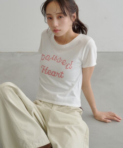 Kastane（カスタネ）の「【7.18(土)12:00発売/S.Mサイズ展開】ピクセルロゴTEE（Tシャツ/カットソー・レディース・ホワイト/ブラウン/イエロー/グレー・MEDIUM/SMALL）」の18枚目の写真