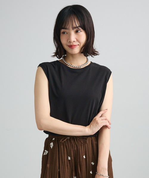 Green Parks(グリーンパークス)の「シアーノースリーブプルオーバー(Tシャツ/カットソー・レディース・ブルー/ブラウン/オフホワイト/ブラック・FREE)」の2枚目の写真