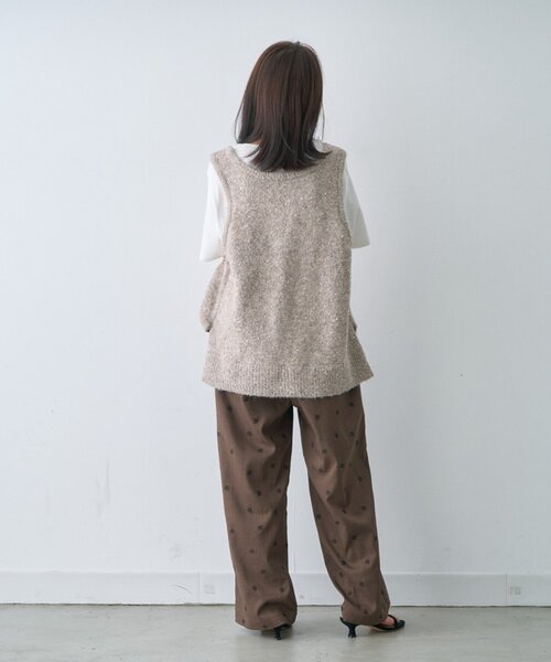 CIAOPANIC TYPY(チャオパニックティピー)の「∴深Uメランジスパンコールラメニットベスト(ベスト・レディース・ベージュ/ブラウン/グレー・ONE SIZE)」の9枚目の写真