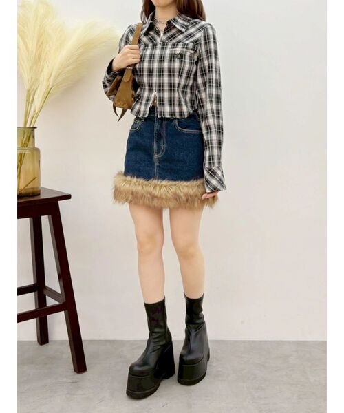 EVRIS(エヴリス)の「フェイクレザープラットフォームブーツ(ブーツ・レディース・ブラック/ブラウン・LARGE/MEDIUM/SMALL)」の15枚目の写真