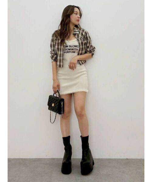 EVRIS(エヴリス)の「フェイクレザープラットフォームブーツ(ブーツ・レディース・ブラック/ブラウン・LARGE/MEDIUM/SMALL)」の18枚目の写真