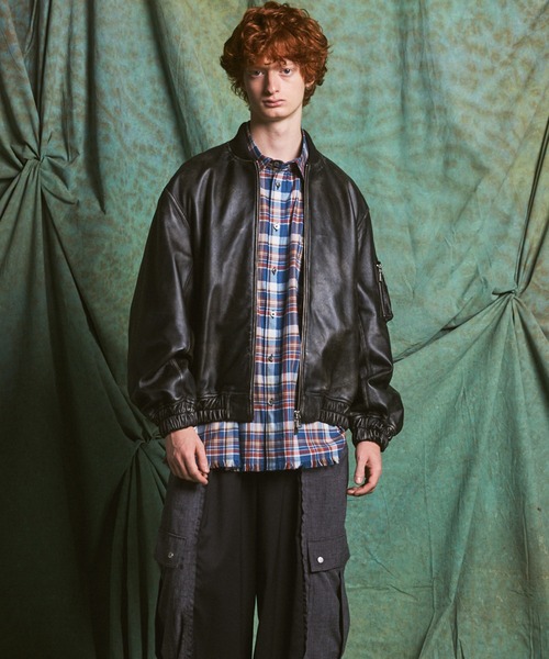 MAISON SPECIAL(メゾンスペシャル)の「《UNISEX》Sheep Leather Prime-Over MA-1/シープレザープライムオーバーMA-1【MAISON SPECIAL/メゾンスペシャル】(MA-1・メンズ・ブラック/ダークブラック・0/1/2)」の8枚目の写真