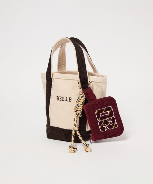 beej(ビージ)の「【別注】<beej>キャンバス タッセル トートバッグ(トートバッグ・レディース・コバルトブルー/ダークブラウン・FREE)」の13枚目の写真