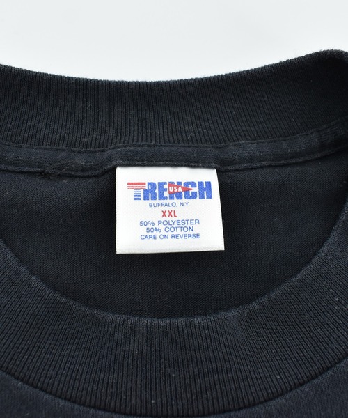 NBA/NFL/NHL/MLB(エヌビーエーエヌエフエルエヌエイチエルエムエルビー)の「【USED】90’ TRENCH “NBA Chicago Bulls/3Peat” バスケ Tシャツ USA製(Tシャツ/カットソー・メンズ・ブラック・XX-LARGE)」の6枚目の写真