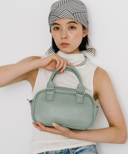 AIDELL(エイデル)の「フェイクレザー2WAYスクエアバッグ(ショルダーバッグ・レディース・ブラック/ブラウン/グリーン・FREE)」の1枚目の写真