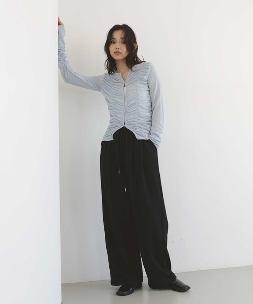 hellam(へラム)の「フロントギャザートップス(Tシャツ/カットソー・レディース・ホワイト/ブラック/チャコール/グレー/イエロー/ブルー・FREE)」の14枚目の写真
