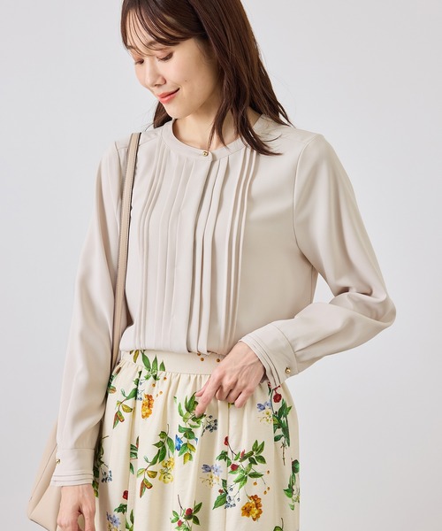 ROPE' PICNIC(ロペピクニック)の「【WEB限定】フロントピンタックブラウス 通勤 お仕事(シャツ/ブラウス・レディース・サックスブルー/チャコールグレー/ホワイト/ベージュ・L/M)」の19枚目の写真